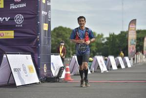 BIB: 312
                            <button type="button" onclick="openModal(4921852)" class="btn btn-primary btn-sm float-right btn-popup" data-toggle="modal" data-target=".modal-high-quality">
                        <i class="fas fa-shopping-cart"></i> Add to Cart
                    </button>
                                            <button type="button" onclick="isThisMe(4921852, true)" class="btn btn-success btn-sm float-right btn-popup btn-isme hidden" data-toggle="tooltip" data-placement="bottom" title="นี่คือรูปของคุณใช่ไหม คลิกที่นี่เพื่อเอาเข้าอัลบั้ม">
                        <i class="fas fa-plus"></i> Add to album
                    </button>
                    <button type="button" onclick="isThisMe(4921852, false)" class="btn btn-warning btn-sm float-right btn-popup btn-isnotme hidden">
                        <i class="fas fa-ban"></i> Remove from album
                    </button>